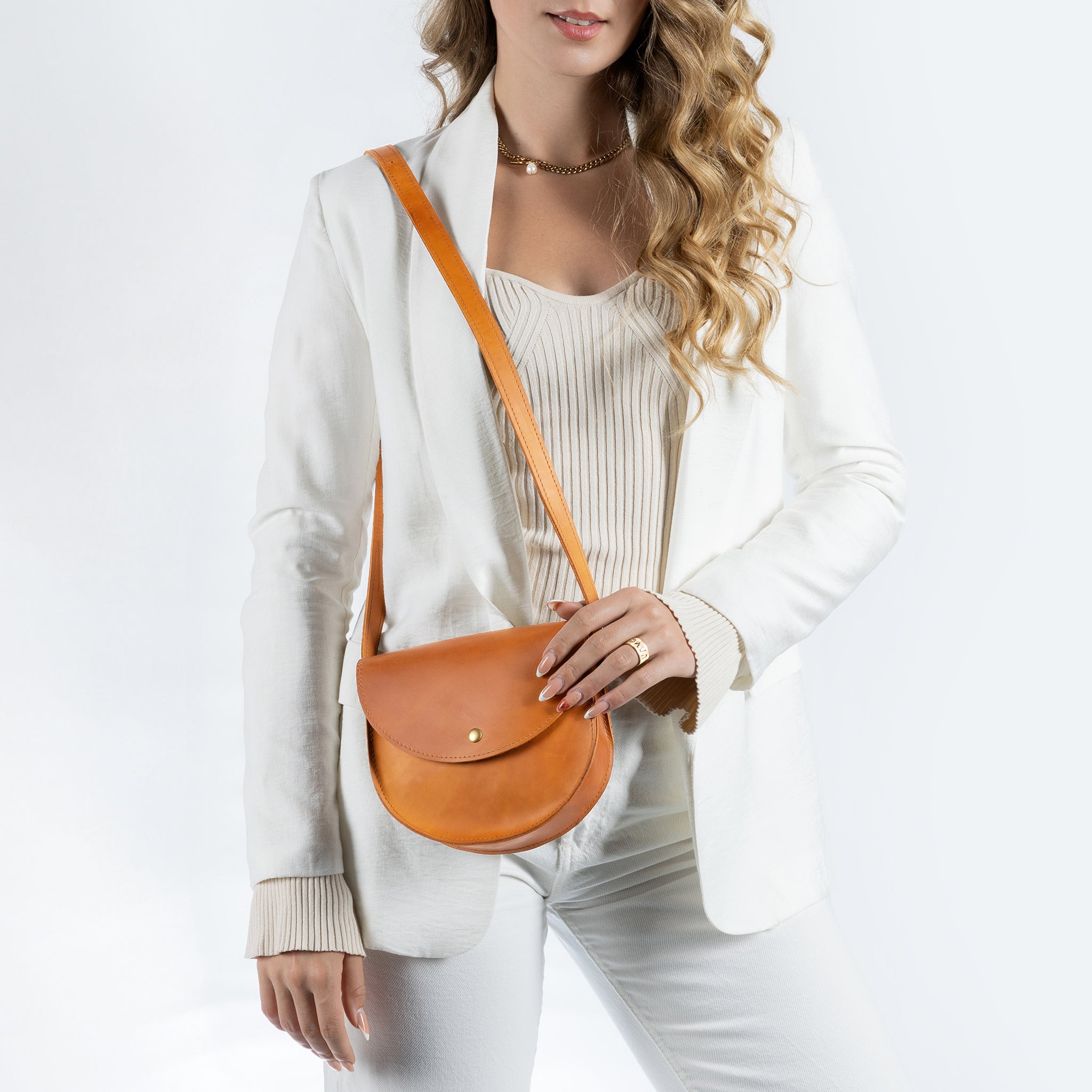 Saddle Leather Handmade Bag ,Crossbody bag for Women - Classy Wood