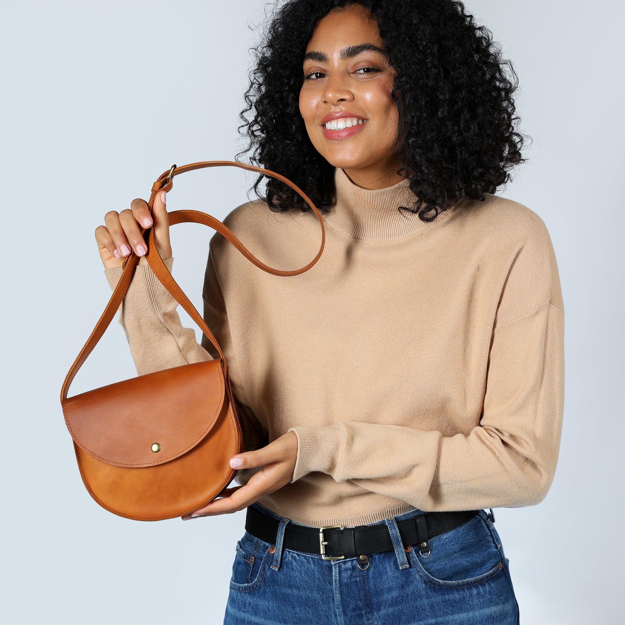 Saddle Leather Handmade Bag ,Crossbody bag for Women - Classy Wood