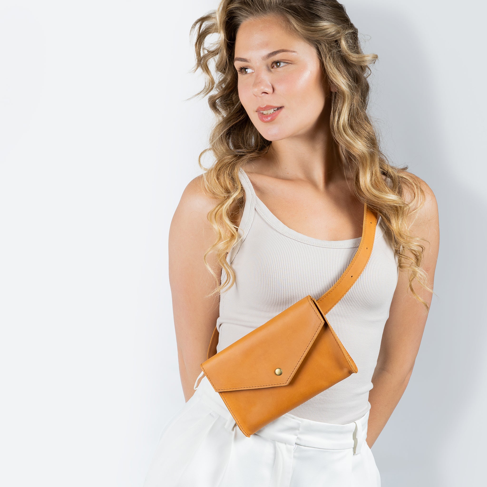 Handmade Leather Crossbody Bag & Waist bag - Fanny pack Nomad