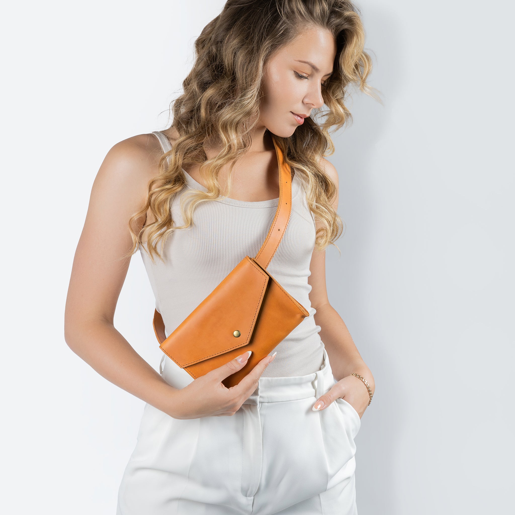 Handmade Leather Crossbody Bag & Waist bag - Fanny pack Nomad