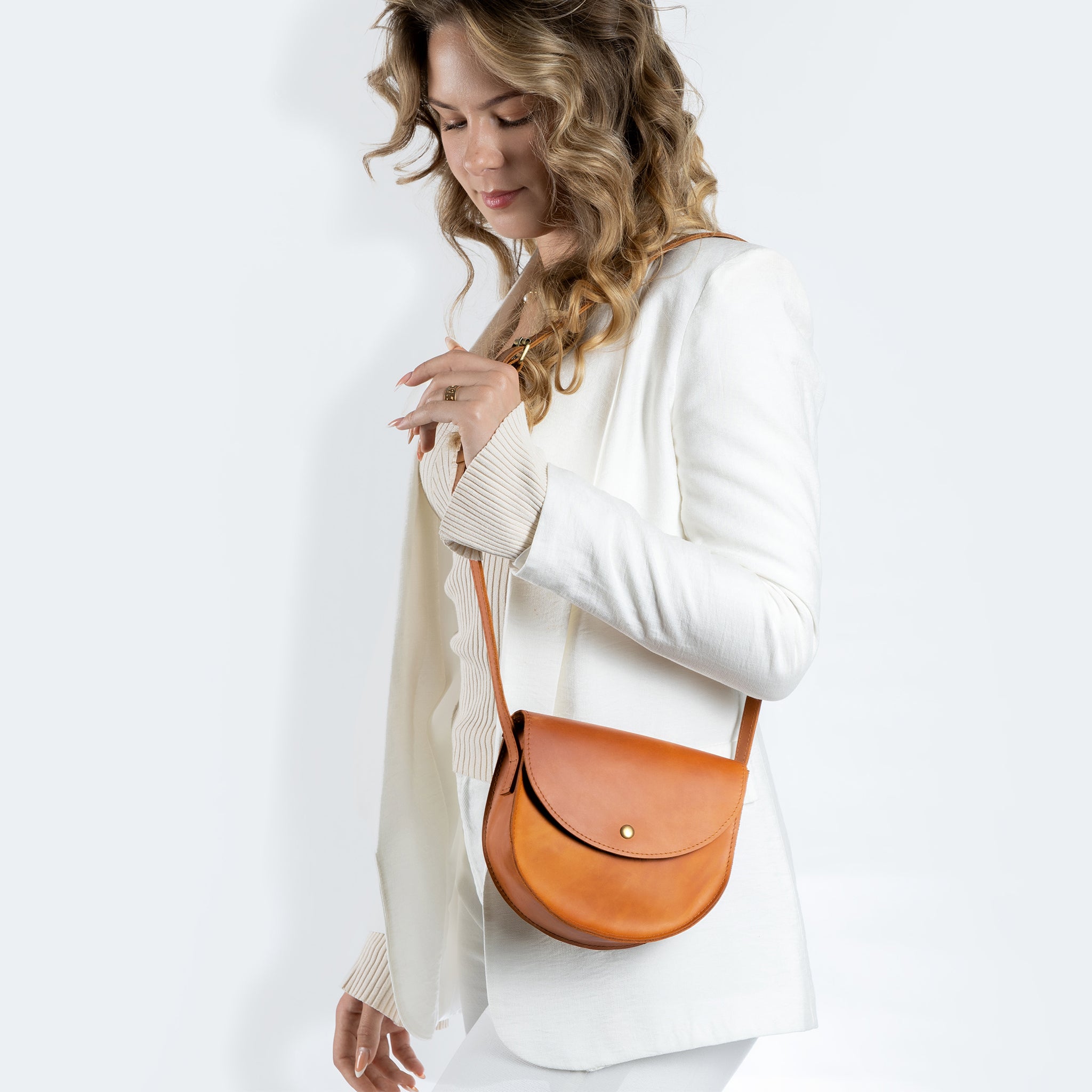Saddle Leather Handmade Bag ,Crossbody bag for Women - Classy Wood
